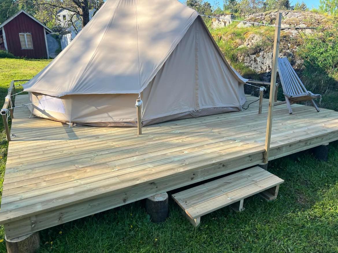 Hommen Gard Glamping Hotel Risør Exterior foto