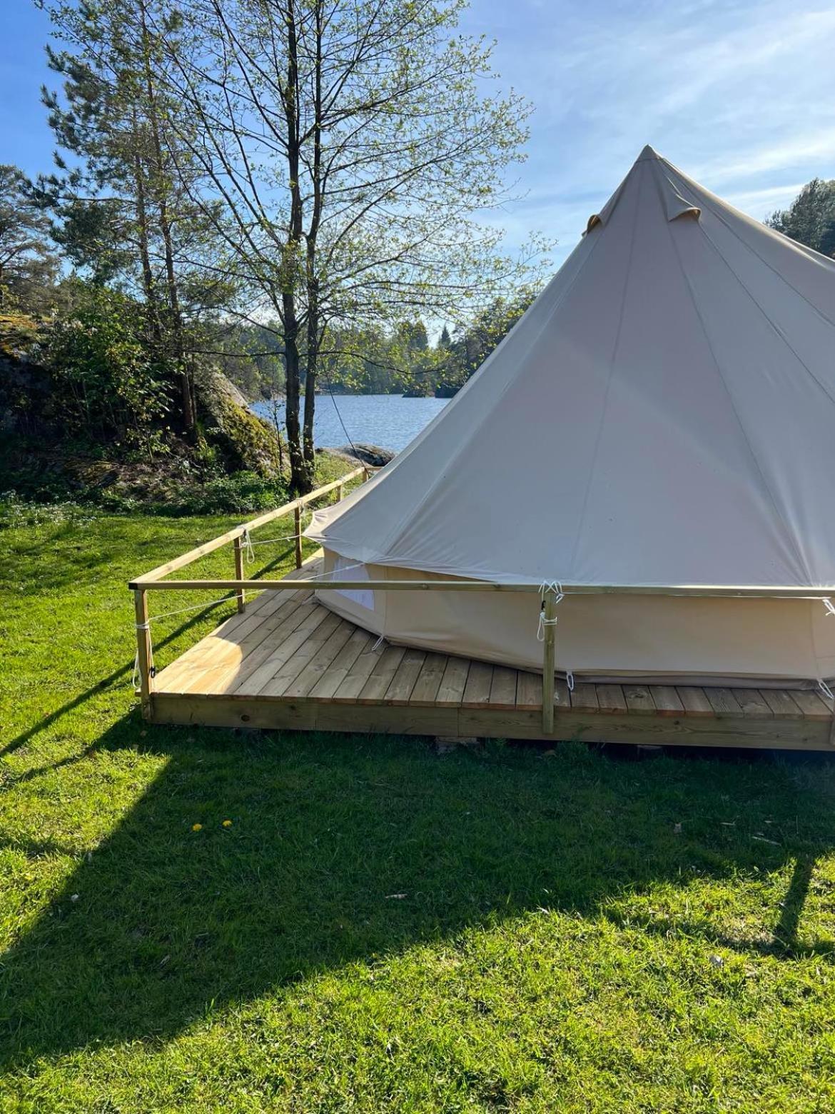 Hommen Gard Glamping Hotel Risør Exterior foto